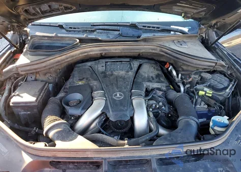 2015 Mercedes-Benz Gl 550 4Matic z USA, uszkodzony, nr VIN 4JGDF7DE0FA551932